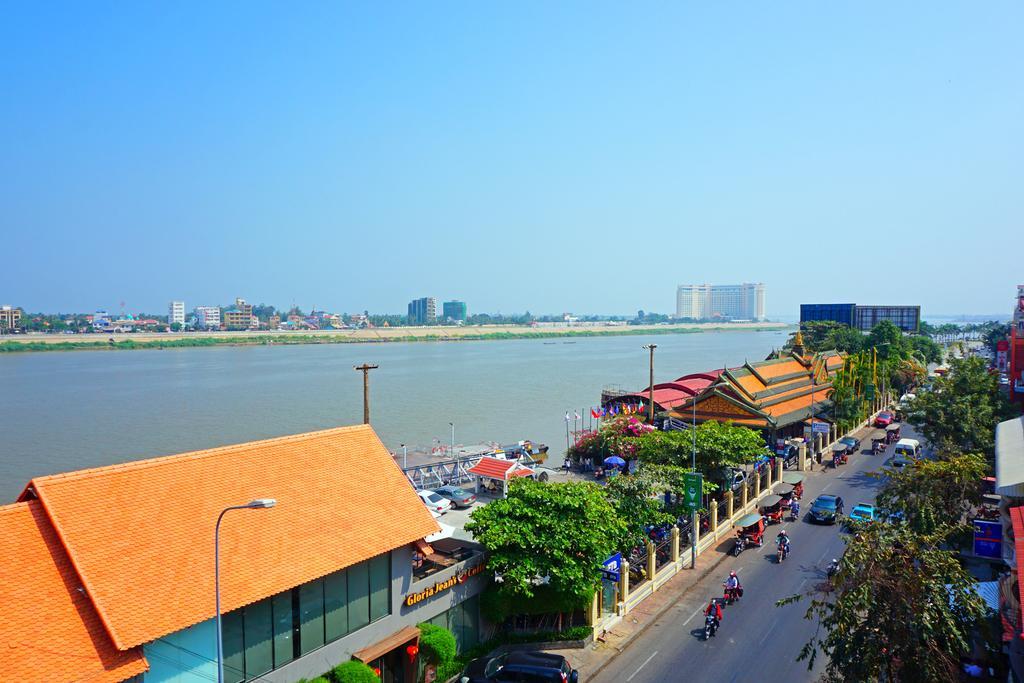 Maya Papaya Cafe & Hostel（One Stop） Phnom Penh Rum bild
