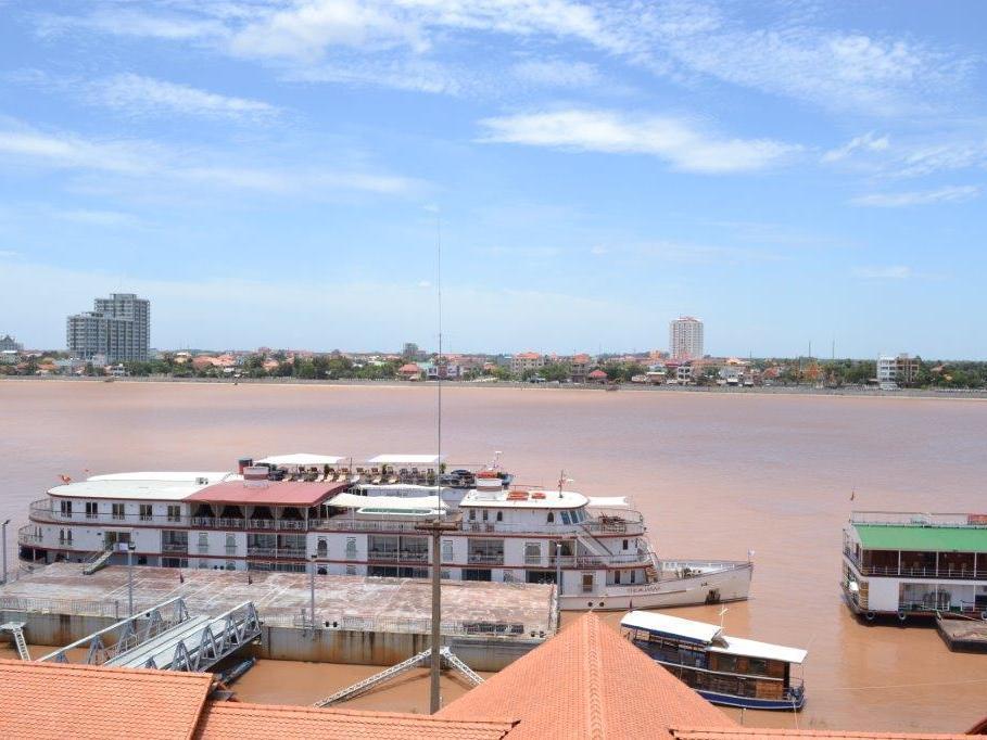 Maya Papaya Cafe & Hostel（One Stop） Phnom Penh Exteriör bild
